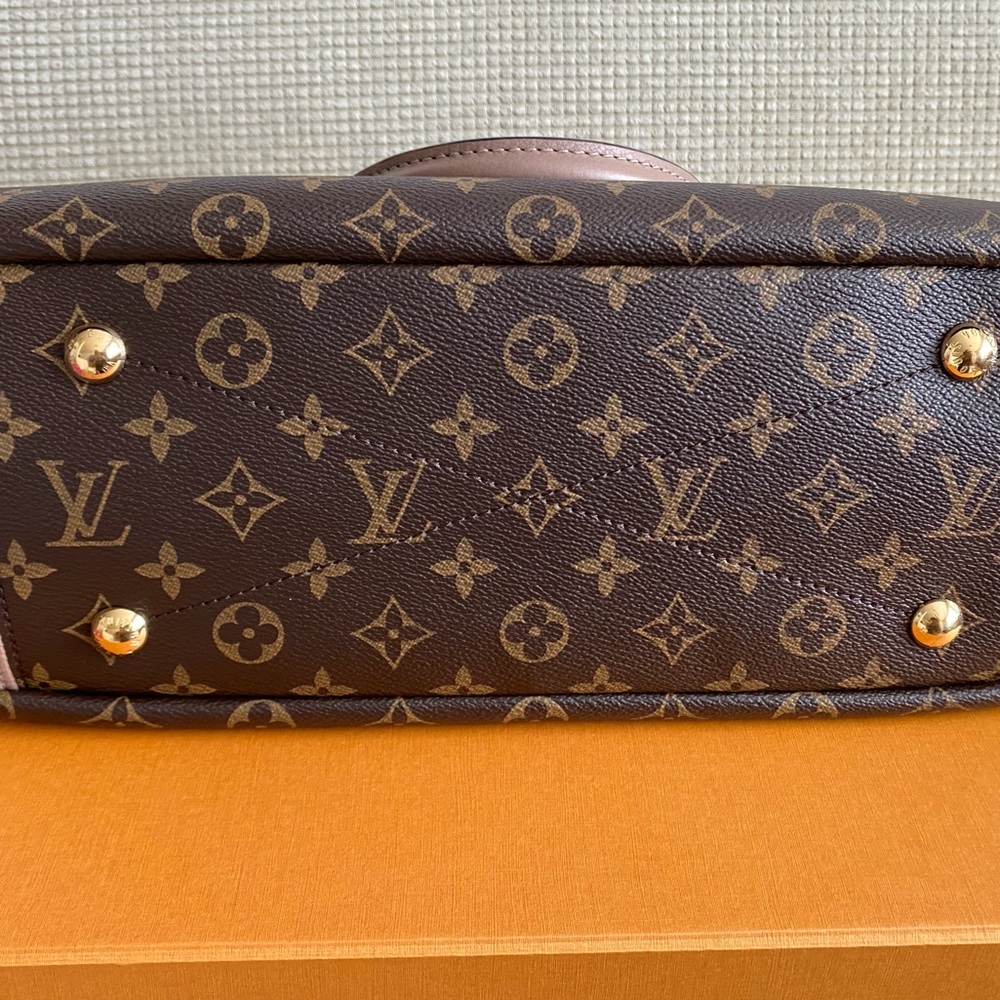πΈLouis Vuitton Pallas MMπΈ - Picture 5 of 16